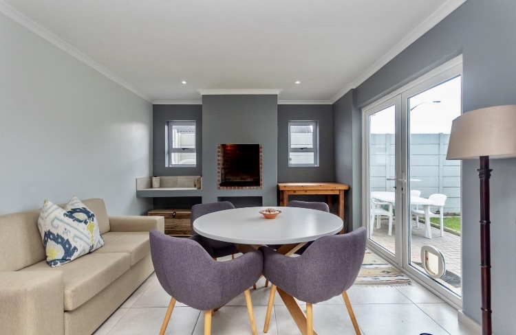 2 Bedroom Property for Sale in Waves Edge Western Cape